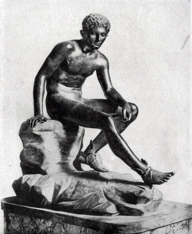 216 а. Лисипп. Отдыхающий Гермес. Третья четверть 4 в. до н. э. Бронзовая римская копия с утраченного оригинала. Неаполь. Национальный музей.