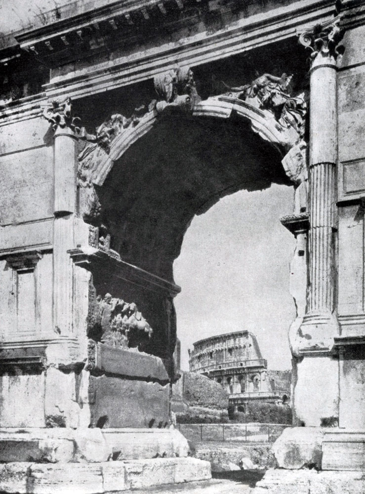 274. Вид на Колизей через арку Тита.