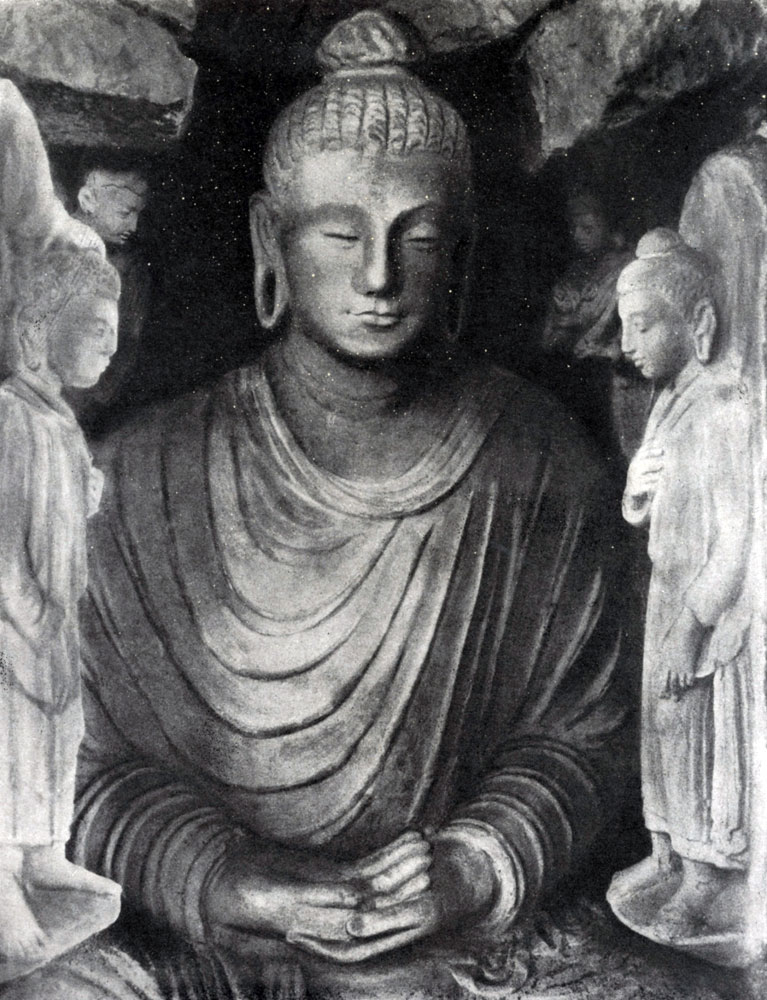363. Статуя Будды в Таксиле. 2 в. н. э. 