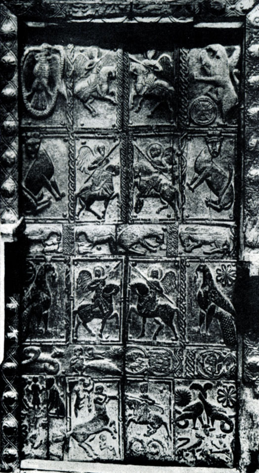 72 а. Резная дверь церкви св. Николая в Охриде. Дерево. 13 в. (?)