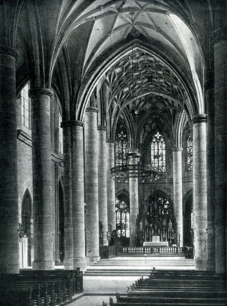 286.  Церковь   св.   Креста   в   Гмюнде.   Около 1330-1521 гг. Внутренний вид.
