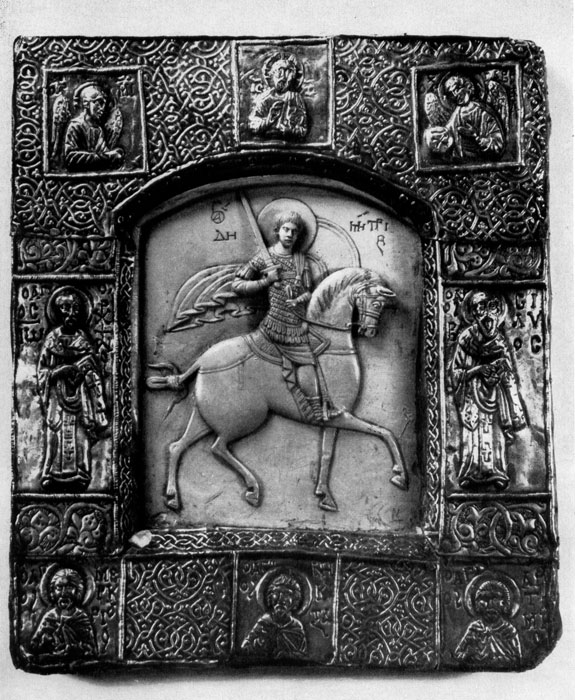  29.    .  . XI-XII . .  .(Saint Demetrios de Thessalonique a cheval. Steatite sculptee en ronde bosse. XI-XHe s.s. Chambre des Armures. Moscou.)