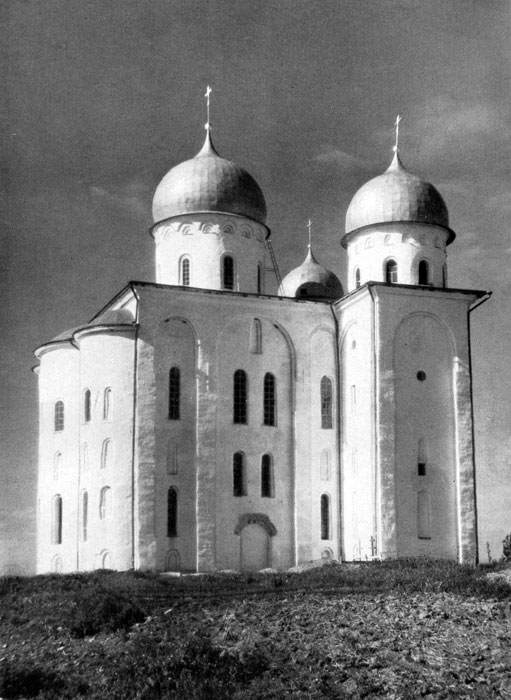  41.    . 1119.(La cathedrale Saint-Georges de Novgorod. 1119.) 