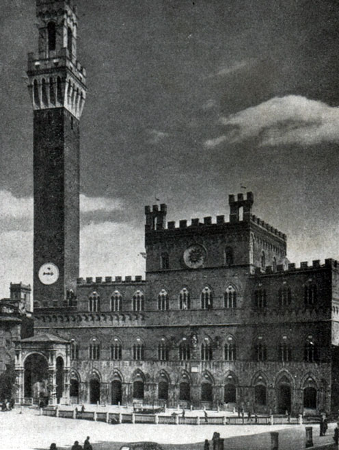 илл.3б Палаццо Пубблико в Сиене. 1298-1309 гг. Башня 1338-1349 гг. Общий вид.