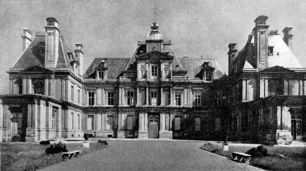 Франсуа Мансар. Дворец Мезон-Лаффит близ Парижа. 1642-1650 гг. Главный фасад.