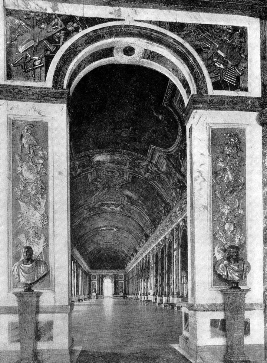 Жюль Ардуэн-Мансар. Зеркальная галлерея Королевского дворца в Версале. Начата в 1678 г. Росписи Шарля Лебрена. 1679-1684 гг.