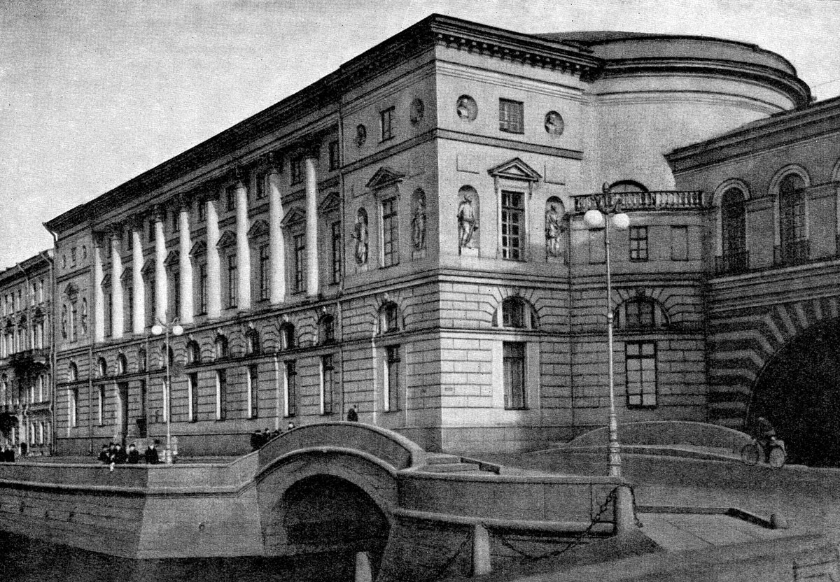 Джакомо Кваренги. Эрмитажный театр в Ленинграде. 1783-1787 гг. Фасад.