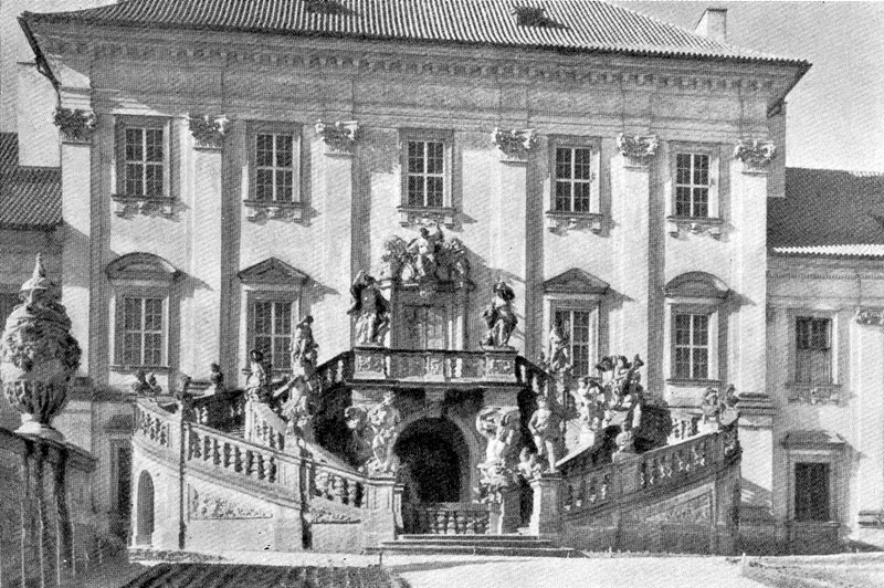 Жан Батист Мате и Дворец Троя близ Праги. Скульптура лестницы Пауля Херрмана и Георга Херрмана. 1679-1697 гг. Центральная часть фасада.