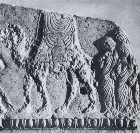 рельеф храма Бела в Пальмире (32 г. н. э.) 