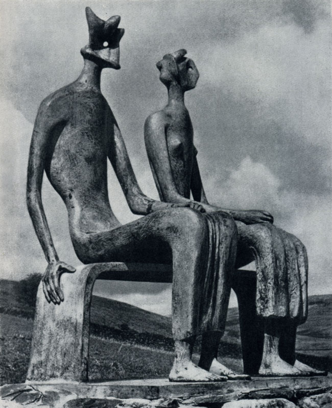 Генри Мур. Король и королева. Скульптурная группа близ Дамфриса. Камень. 1952—1953 гг.