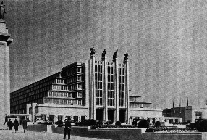 Жан ван Нек. Большой дворец Столетия в Брюсселе. 1935 г. Общий вид.