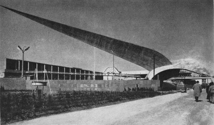 А. Падюар, Ж. ван Дорселар. Павильон «Железобетонная стрела» на Международной выставке в Брюсселе. 1958 г.