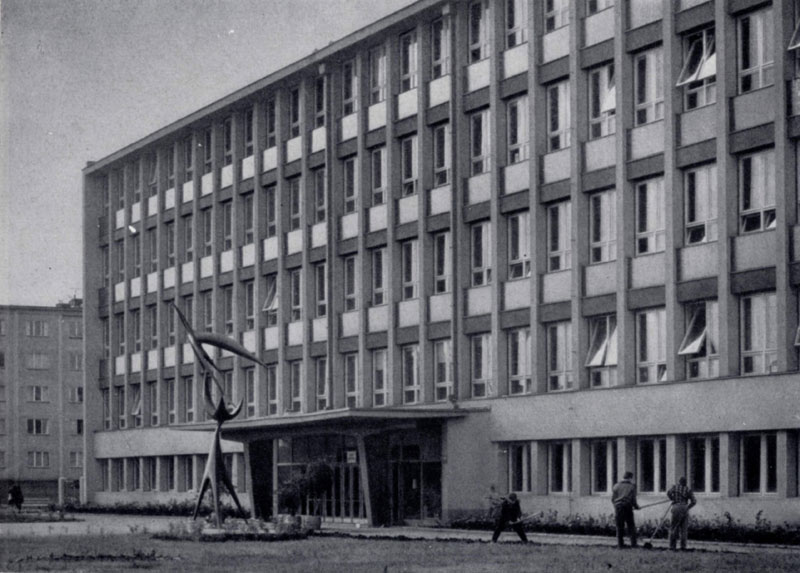 Школа в микрорайоне Рыбнички в Праге. 1963 г. Пражпроект