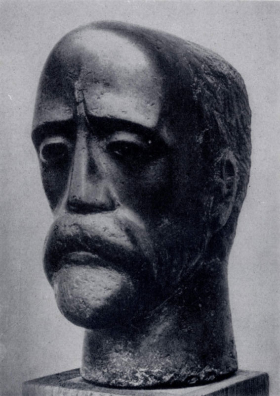 М. Боршош. Портрет Й. Барчаи. Базальт. 1943 г