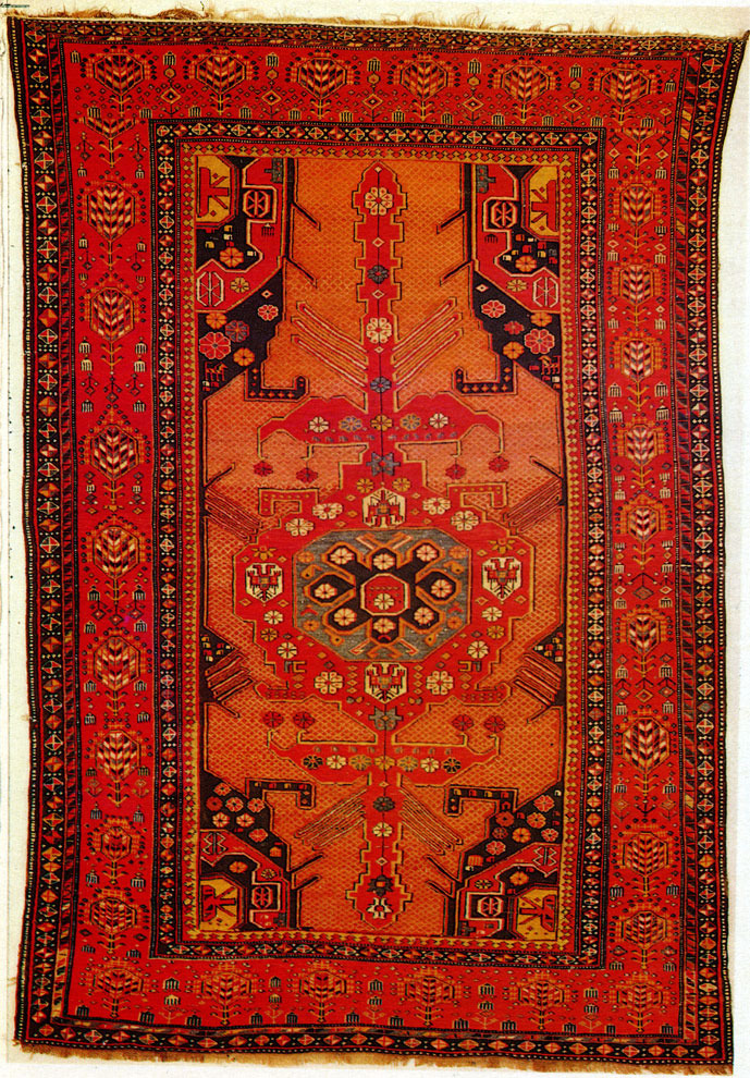 Table. 12. 'Gymyl' (Second variant), Kuba group. XIX-th century. Baku. Azerbaijanian Museum of Art of Carpet-making