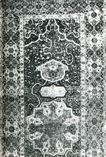 Fig. 28. Khali. Eearly XVI century. Tebriz of Ardebill