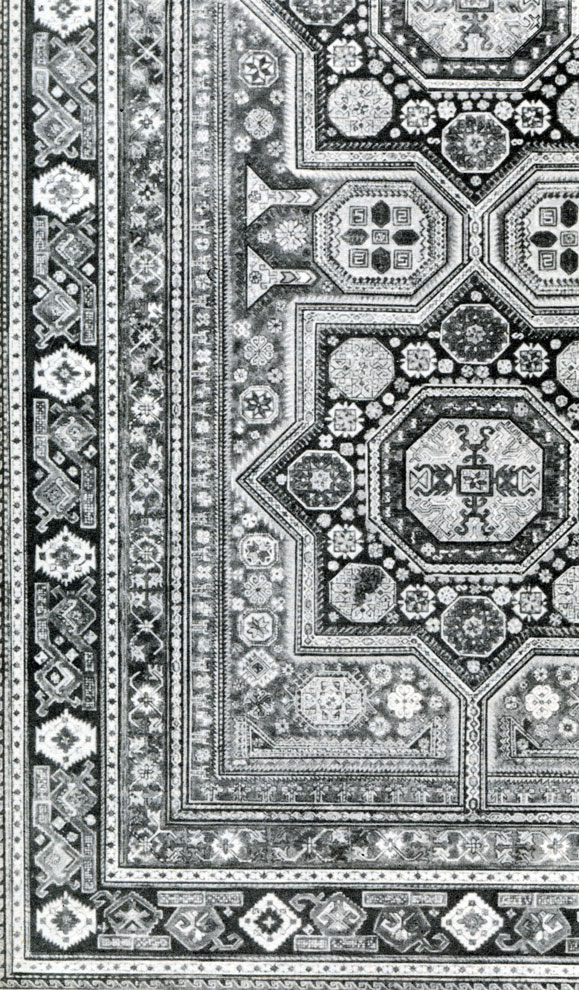 Fig. 115. 'Alpan' carpet (First variant). Kuba group of carpets. 1320 according to Khijri (1902)