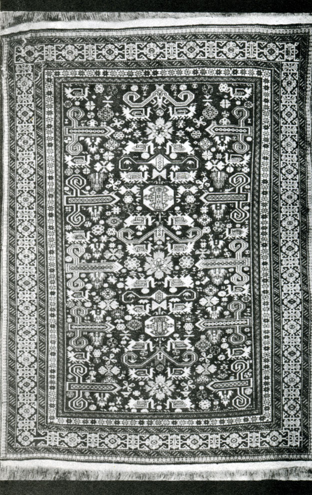 Fig. 138. 'Pirebedil' carpet. Kuba group. XIX century. Baku. Azerbaijanian State Museum of Arts