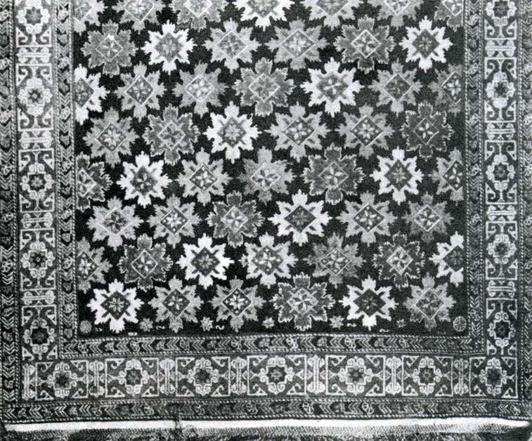 Fig. 149. 'Ugakh' carpeC. Kuba group. Beginning of the XX century