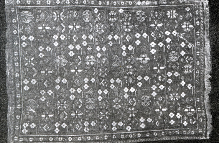 Fig. 150. 'Charakir carpet. Kuba group. XVIII century. Collections of Kuba Mosque