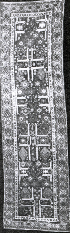 Fig. 155. 'Jili' carpet. Kuba group. XVIII century. Collections of Kuba mosque